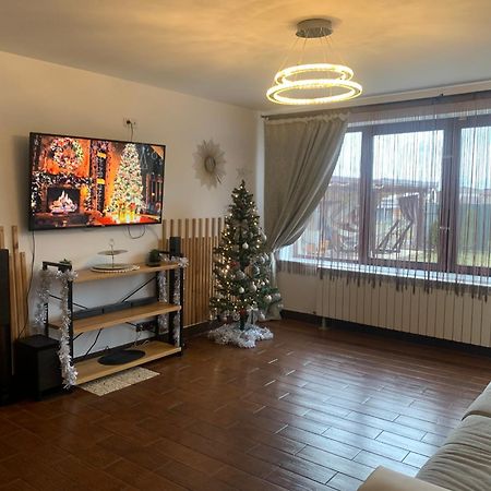 Vila Mik Guesthouse Sacele Luaran gambar