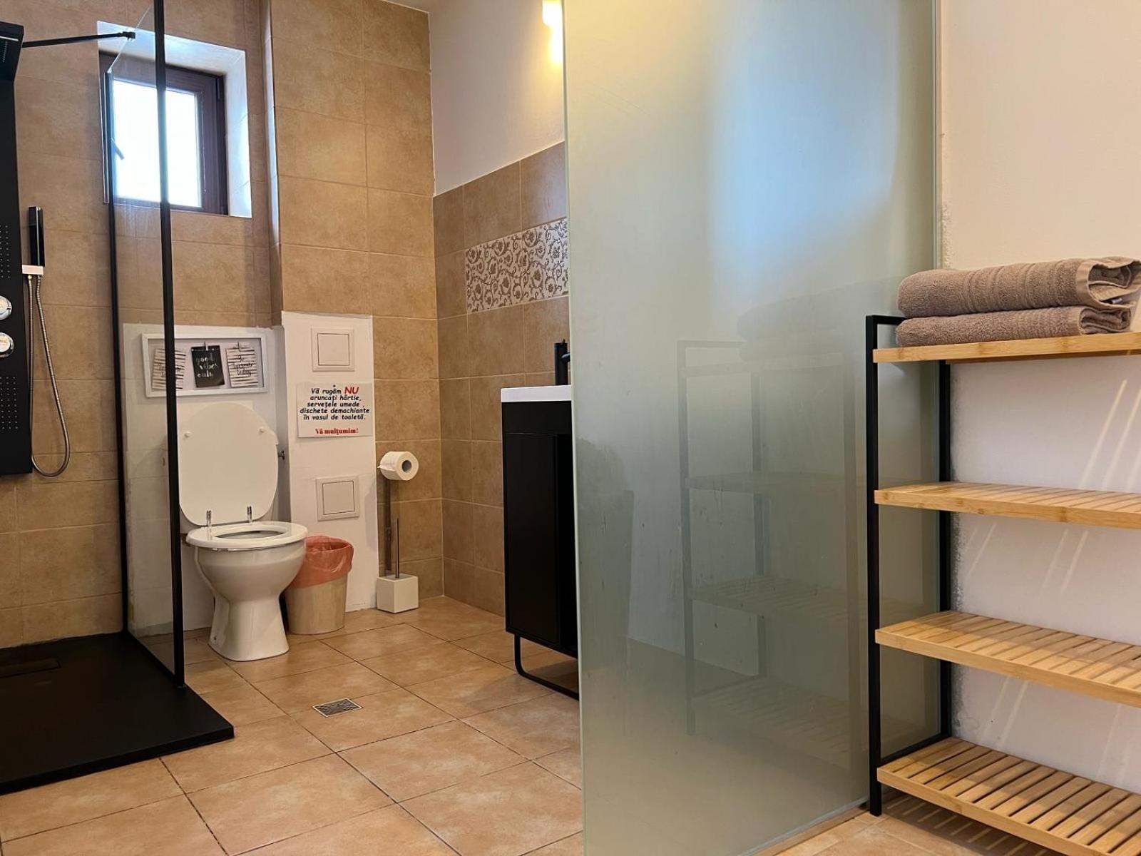 Vila Mik Guesthouse Sacele Luaran gambar