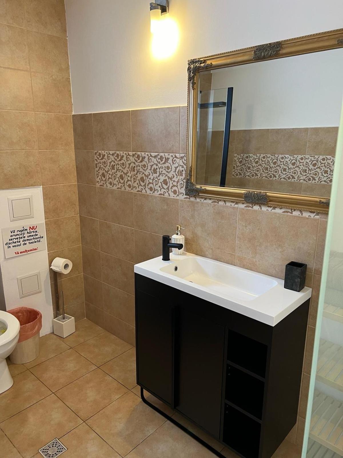 Vila Mik Guesthouse Sacele Luaran gambar